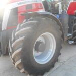 TRATTORE MASSEY FERGUSON 8S ANNO