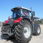 TRATTORE MASSEY FERGUSON 8S ANNO 2023