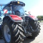 TRATTORE MASSEY FERGUSON 8S ANNO